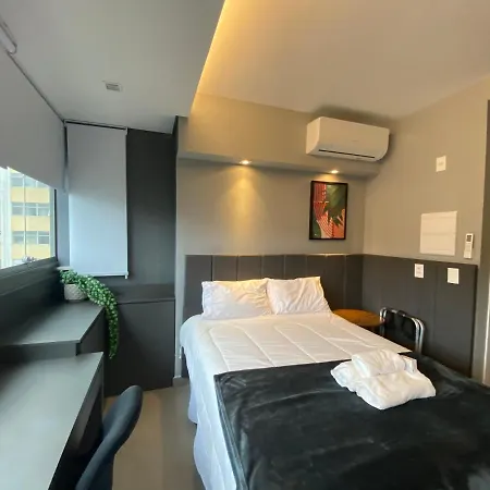 Studio Oscar Freire, na rua mais luxuosa de SP!1120-3