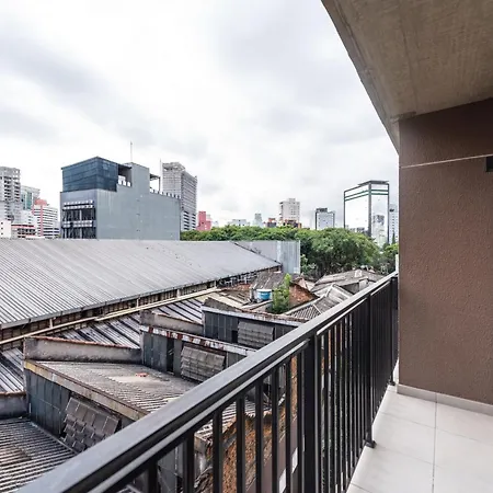 48 New Studio W Movie Screen, Fast Wifi And Balcony-2