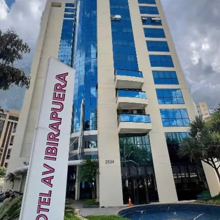 Suíte 5 estrelas Hotel Av Ibirapuera 2534 Piscina-2