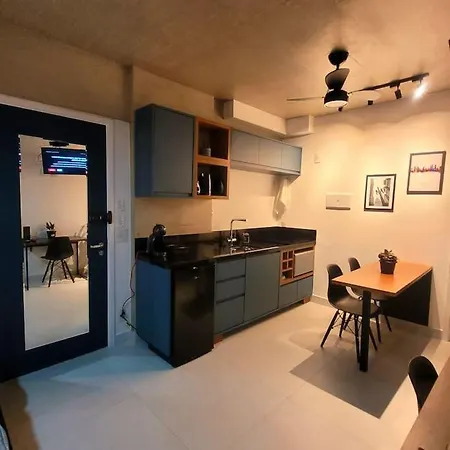 Studio novo otima localização com academia.-2