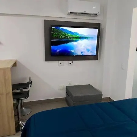 Studio confortável em Pinheiros - NR-3