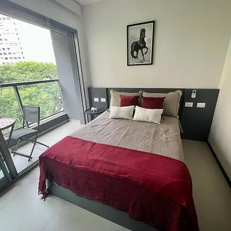 Studio com Ar-Condicionado e Sacada para relaxar-3