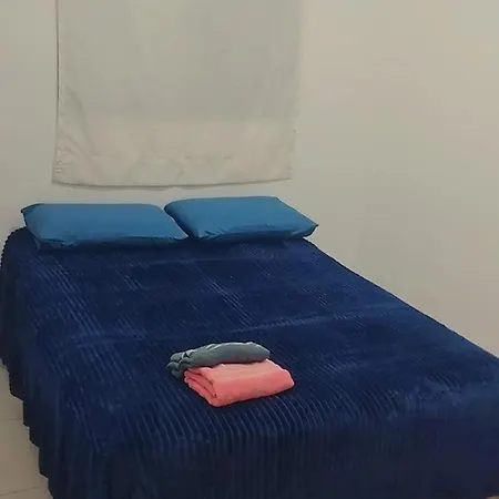 Apartamento 4 no Tremembé quarto cozinha banheiro-3