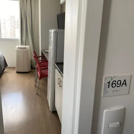 MV 169A Autêntico Apartamento Em Frente Ao Metrô Brás ! - Rua Coronel Mursa, 56 - Bras-3