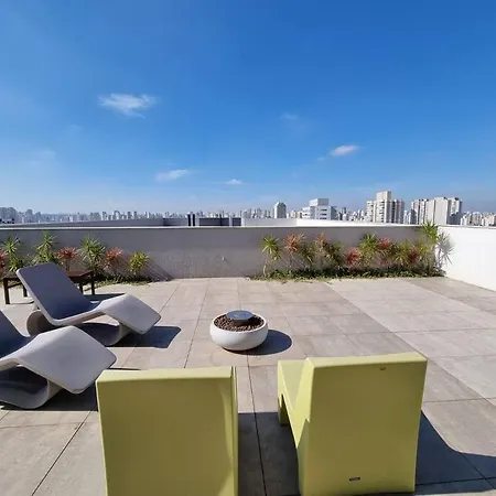 Ap10 Prático, confortável com wifi, piscina, rooftoop e academia em frente ao Metrô-3