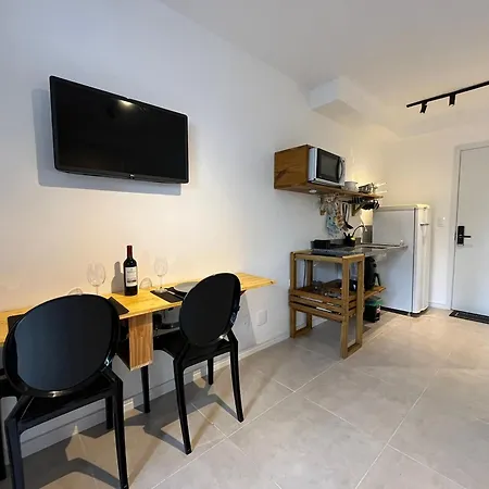 Moderno Studio Pinheiros | Delfhy-2