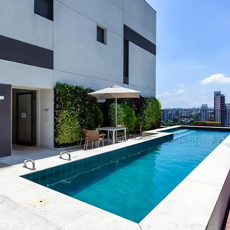 Studio Moderno com Piscina e Academia completa na Cobertura excelente espaço de Coworking Próximo ao Aeroporto de Congonhas e SP Expo-2