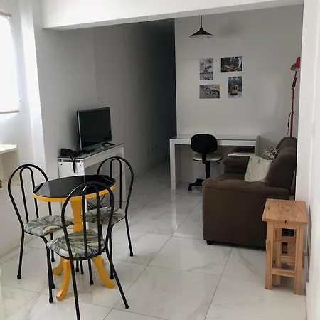 Rua Dr Diogo de Faria, 671 apto 81-3