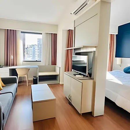 Brascan Century Flats-3