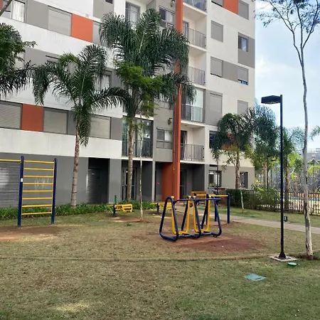 Apartamento confortável e com piscina em São Paulo-3