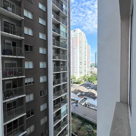Sofisticado Apartamento em SP-2