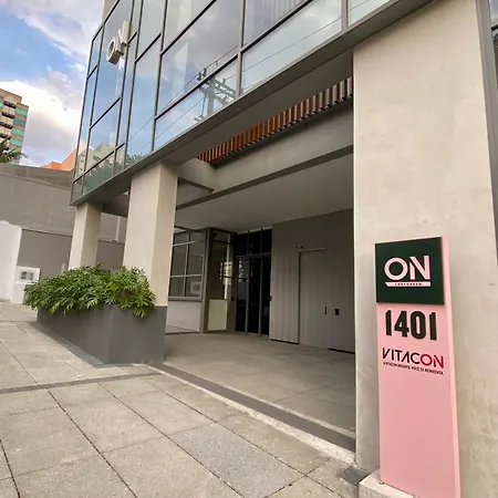 Studio 509 - Lindo studio ao lado do metro e shopping com Alexa-2