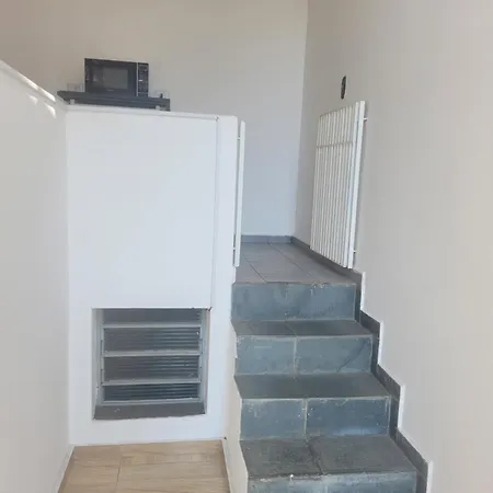 Quarto Disponível em Sobrado-3