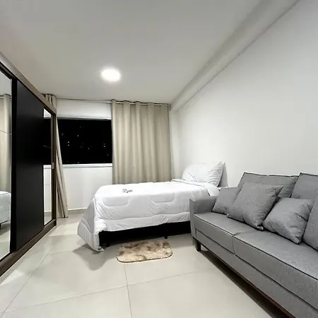Studio Santana 15-3