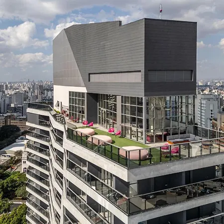 Luxo no coração de São Paulo, estacionamento pago-3