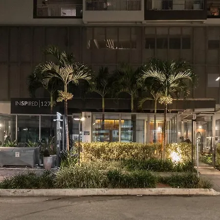 Lindo Augusta-2