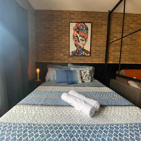 LOFT 5 ESTRELAS na Frei Caneca, próximo a Augusta e Av Paulista-2