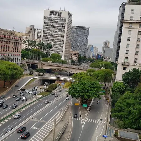 Apartamento com 2 dormitórios no Centro Histórico de São Paulo-2