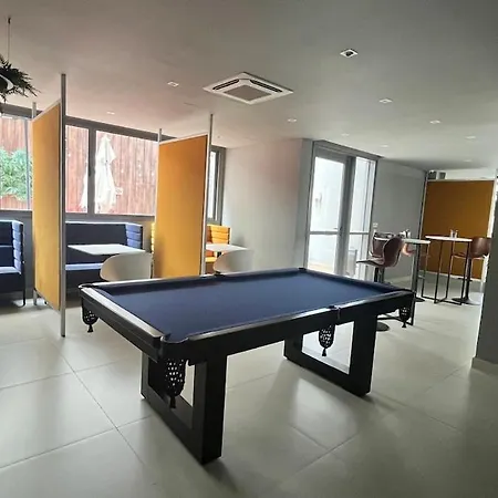 Studio confortável com varanda, próximo ao metro e a Av Paulista - com locker pago para malas-2