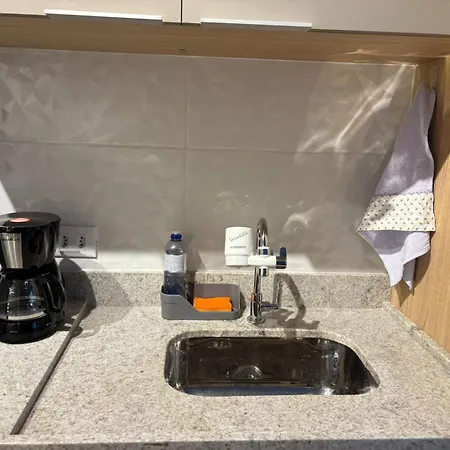 Studio novo e equipado próximo ao metrô e Consulado Americano-3