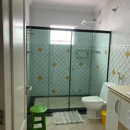 Quarto amplo e confortável-2