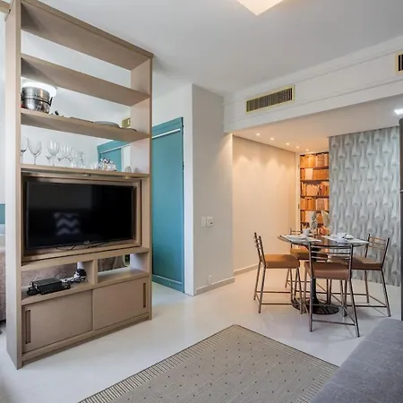Flat Moderno e reformado no Jardins-3