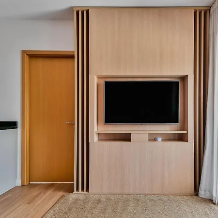 Apartamentos completos em Pinheiros a uma quadra da Faria Lima - HomeLike-3
