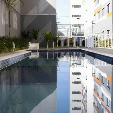 Notável Apartamento em frente ao metrô Brás - Rua Coronel Mursa, 56 - Brás-2