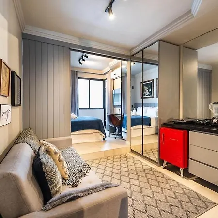 BHaus Jardins Poeta - Apartamento Premium 10o andar - Próximo à Oscar Freire e Paulista - Academia - Mini Mercado - Piscina - Serviço de Arrumação e Bagagem - Recepção 24h - Vaga de Garagem - P17-2