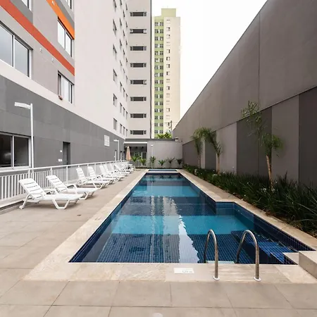 BHaus Moov Brás - Cama Queen - 16o andar - Sem Vaga de Garagem - Piscina - Academia - Lavanderia - Recepção 24h - Próximo ao metrô-3