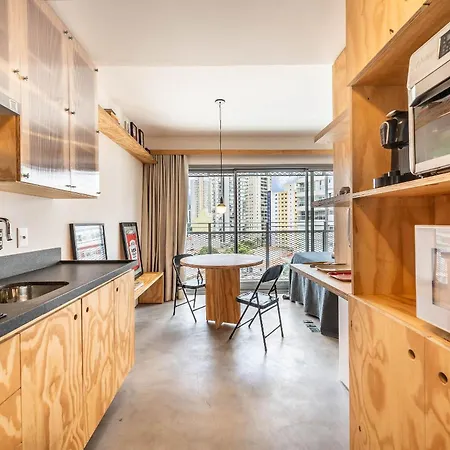 Studio com Vista Incrível em Pinheiros - PG714-2