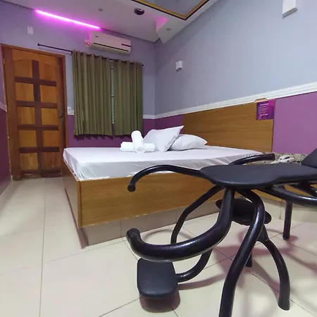 Free Way Motel (Adults Only)-3