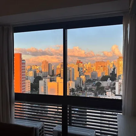 Apartamento 2 quartos em frente ao Allianz com 1 vaga gratuita e piscina no rooftop-3