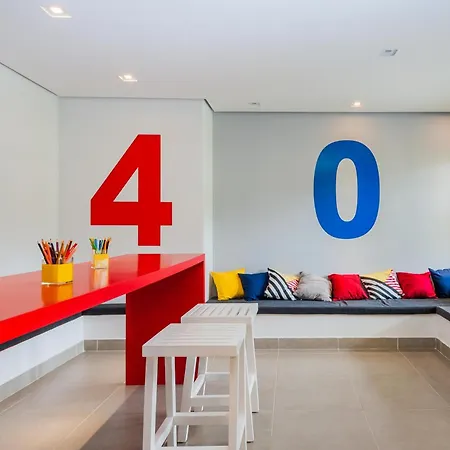 BHaus Morumbi IN Jardim Sul - Apartamento 50m2 com Varanda e Linda Vista 19o andar - Academia - Piscina - Lavanderia - Próximo ao Shopping Jardim Sul - Vaga de Garagem - Acomoda 2 adultos e 1 criança - in4-2