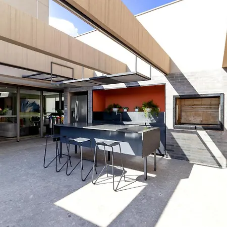 Bsr Luxe Studio Next To Allianz Park W Rooftop Pool And Pet Friendly-3