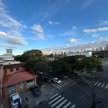 Moema URBAN Heaven - Piscina - Prox Metro - Prox Sh Ibirapuera - Cama Queen - Internet 500mbps - Ar cond - Cozinha completa - Academia - Churrasqueira-2