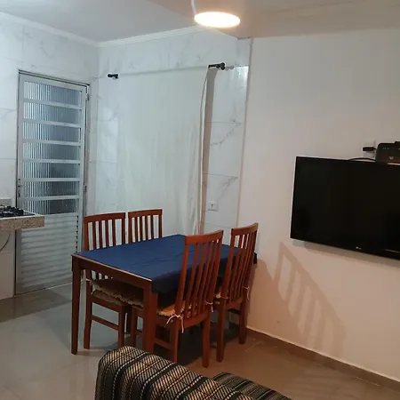 Casa Imirim 2 Quartos Sala Cozinha Banheiro-2
