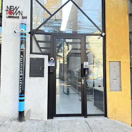 103NV Studio Liberdade SP 300 m Estação Liberdade acomoda ate 03 pessoas-3