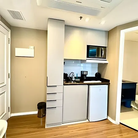 Comfort Flat Pinheiros em Hotel 4,5 estrelas-2