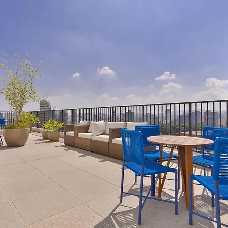 Duo Loft ZYZ em Frente a estacao-3