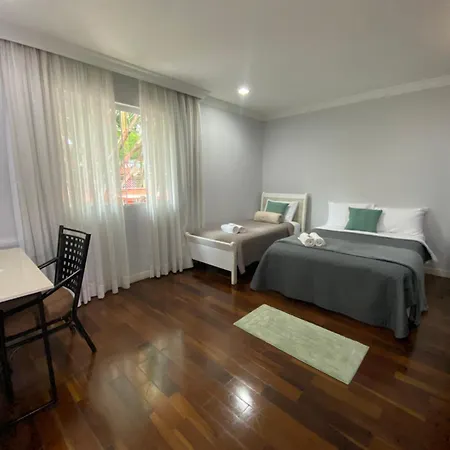 Quarto amplo e confortável-3