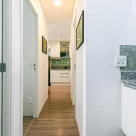 Amazônia Apartamento no Brás c/ Piscina/Metrô Brás-3