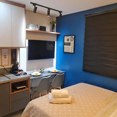 Studio moderno Wi-Fi rápido Próximo ao Metrô Check-in 24hs-2