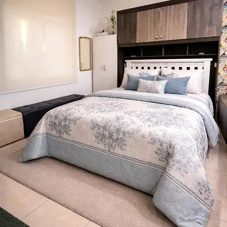 Casa com 3 quartos e 3 ares condicionados, prox Jd Zoológico-3