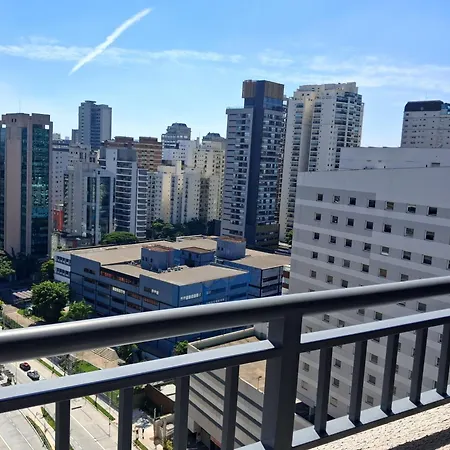 Apto Loft Moderno, Super Equipado e na Melhor Localização - Ibirapuera, Faria Lima e Itaim Bibi-2