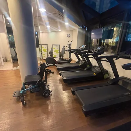 Hotel Wynd Bourbon Luxuoso lado Shop Ibirapuera Moema com garagem 842-2