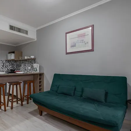 Flat com sofá-cama | Ótima localização- 3 Hóspedes-3