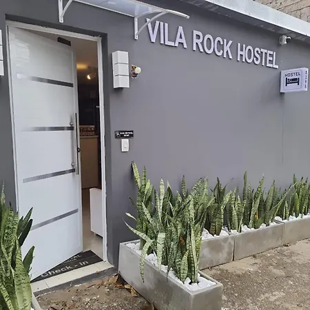 Vila Rock Hostel - Secure Neighborhood, Near Metro, Nubank Allianz Parque, Vila Madalena, Av Paulista, easy access to Morumbis&Autódromo Interlagos-2