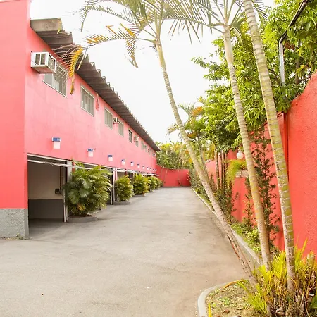 Motel Mambo - Adults Only-2