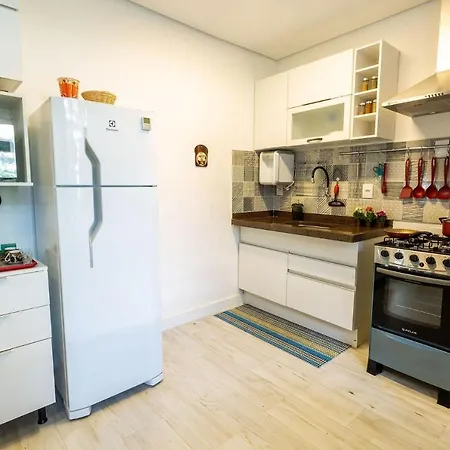 Apartamento com quintal em Alto de Pinheiros-2